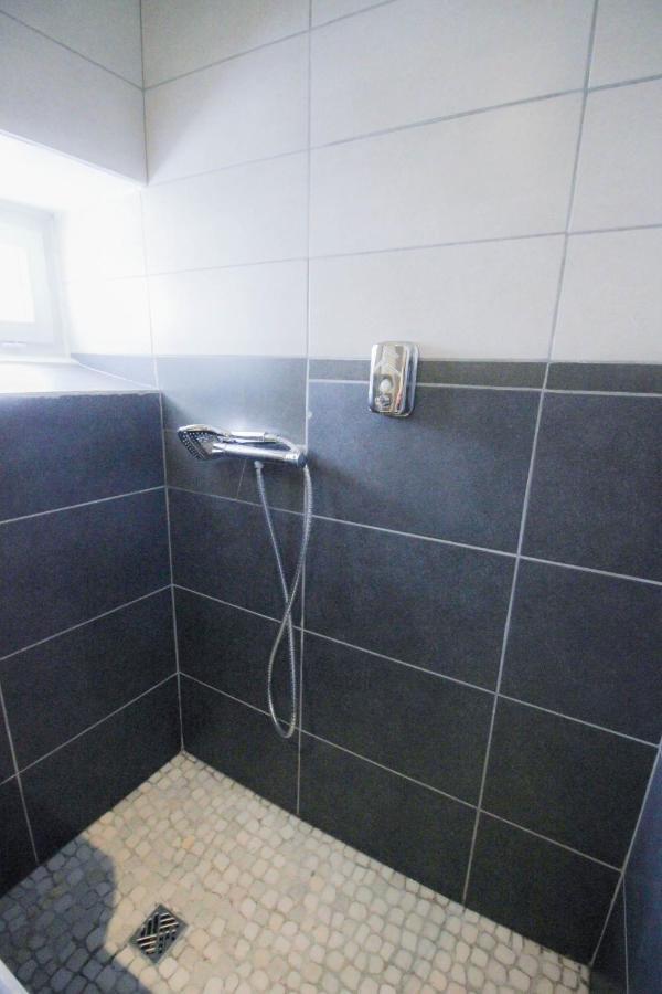 Appartement Calme Et Spacieux, Cite Et Ville A Pied, Wifi, 2 Chambres, 3 Lits 카르카손 외부 사진